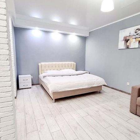 Apartaments On Vulytsia Heroiv Ato 32 Кривой Рог Экстерьер фото