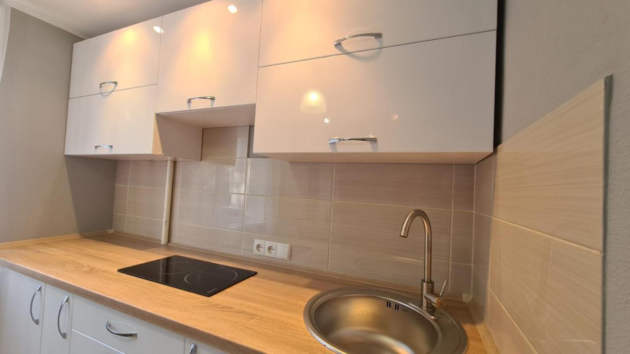 Apartaments On Vulytsia Heroiv Ato 32 Кривой Рог Экстерьер фото